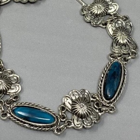 Western Style Bracelet Turquoise & Silver - Picture 4 of 4